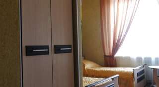 Гостиница 858 км Миллерово Стандартный двухместный номер с 2 отдельными кроватями-4